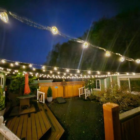 Enchanted Cottages By The Sea Seaview Екстериор снимка